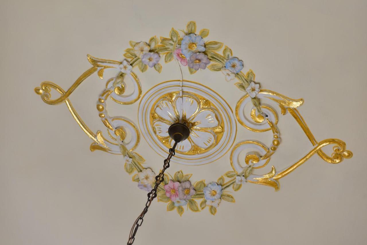 Palazzo Degli Affreschi Bed and Breakfast Catánia Buitenkant foto