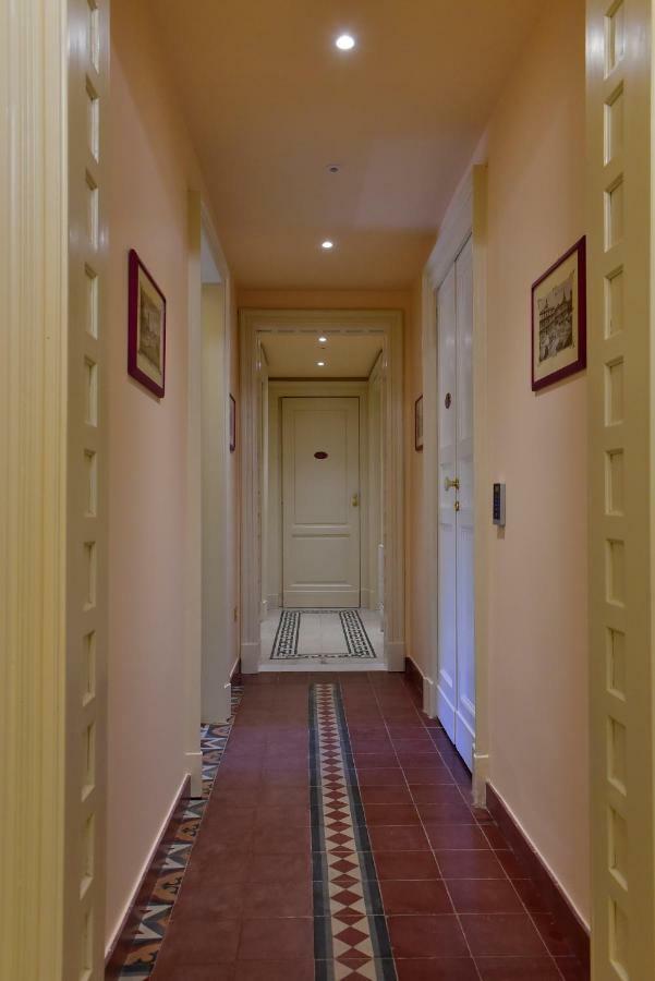 Palazzo Degli Affreschi Bed and Breakfast Catánia Buitenkant foto