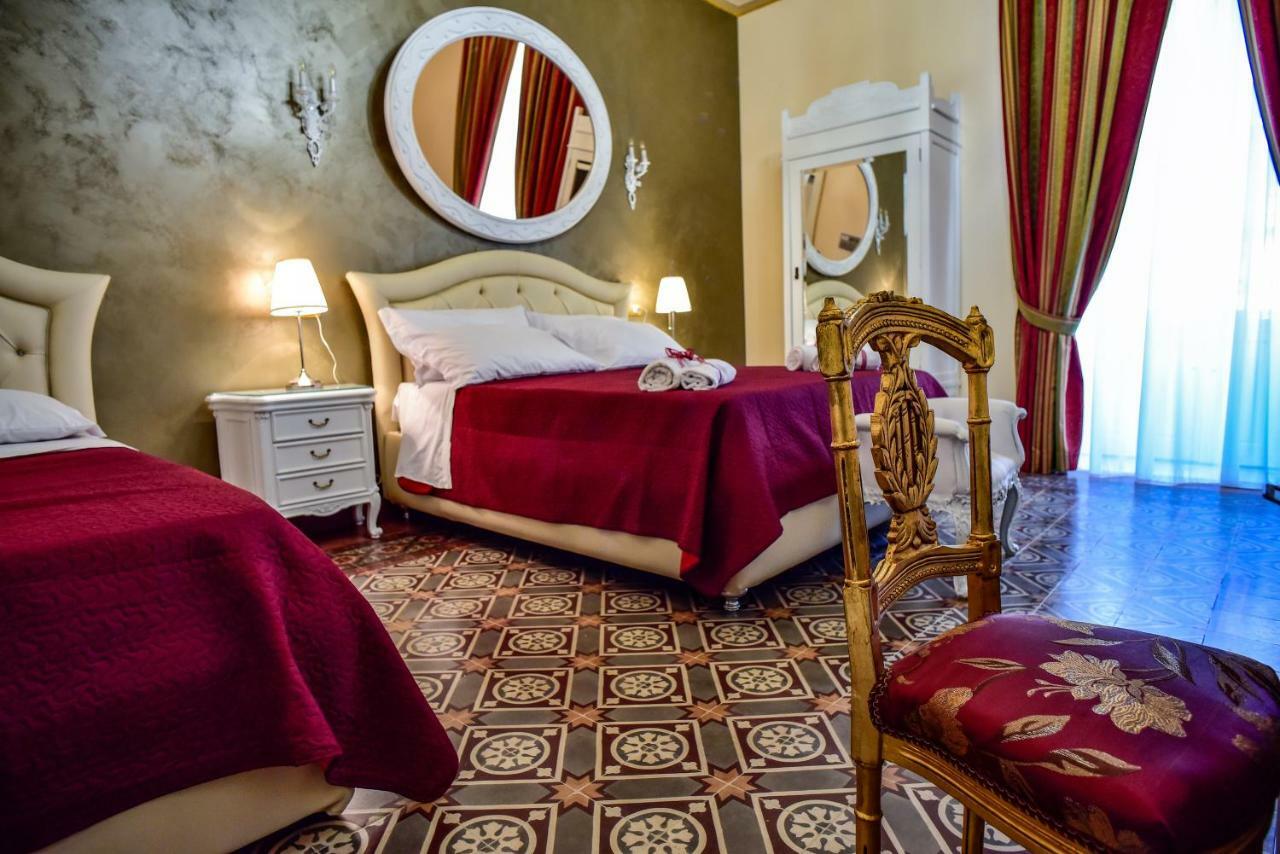 Palazzo Degli Affreschi Bed and Breakfast Catánia Buitenkant foto