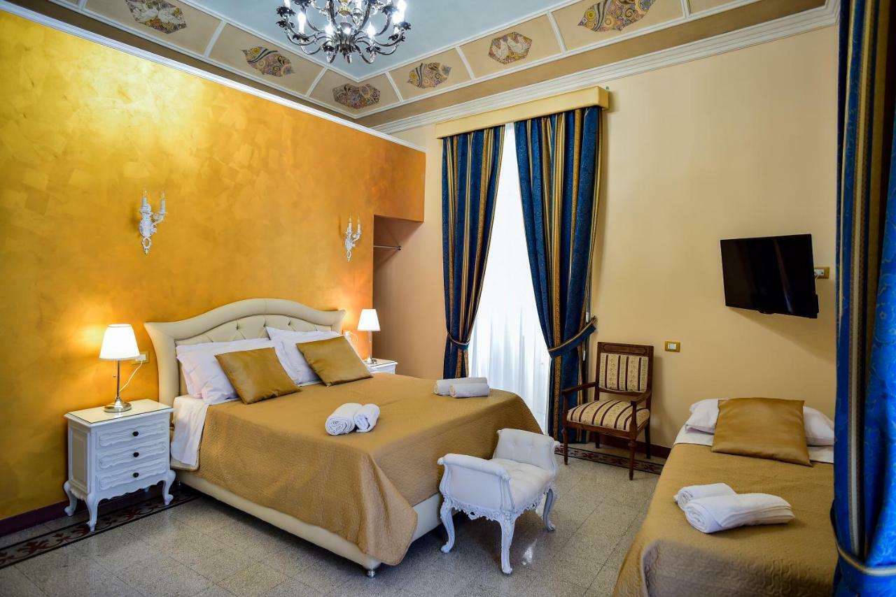 Palazzo Degli Affreschi Bed and Breakfast Catánia Buitenkant foto